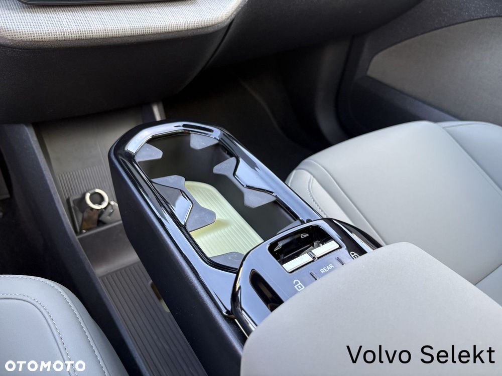 Volvo EX30 - 16