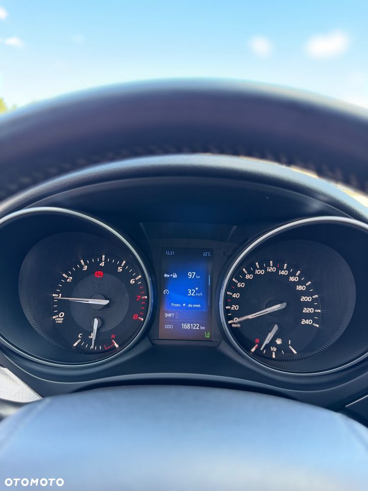 Toyota Avensis 1.8 Premium - 34
