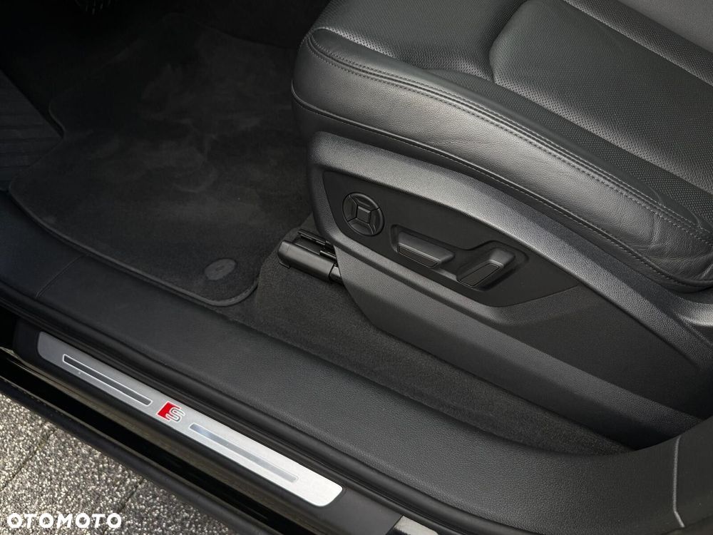Audi Q7 55 TFSI mHEV Quattro S Line Tiptr - 17