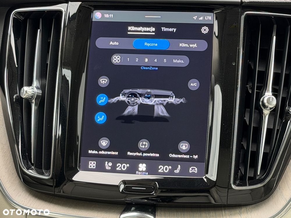 Volvo XC 60 T6 Plug-In Hybrid AWD Inscription - 26