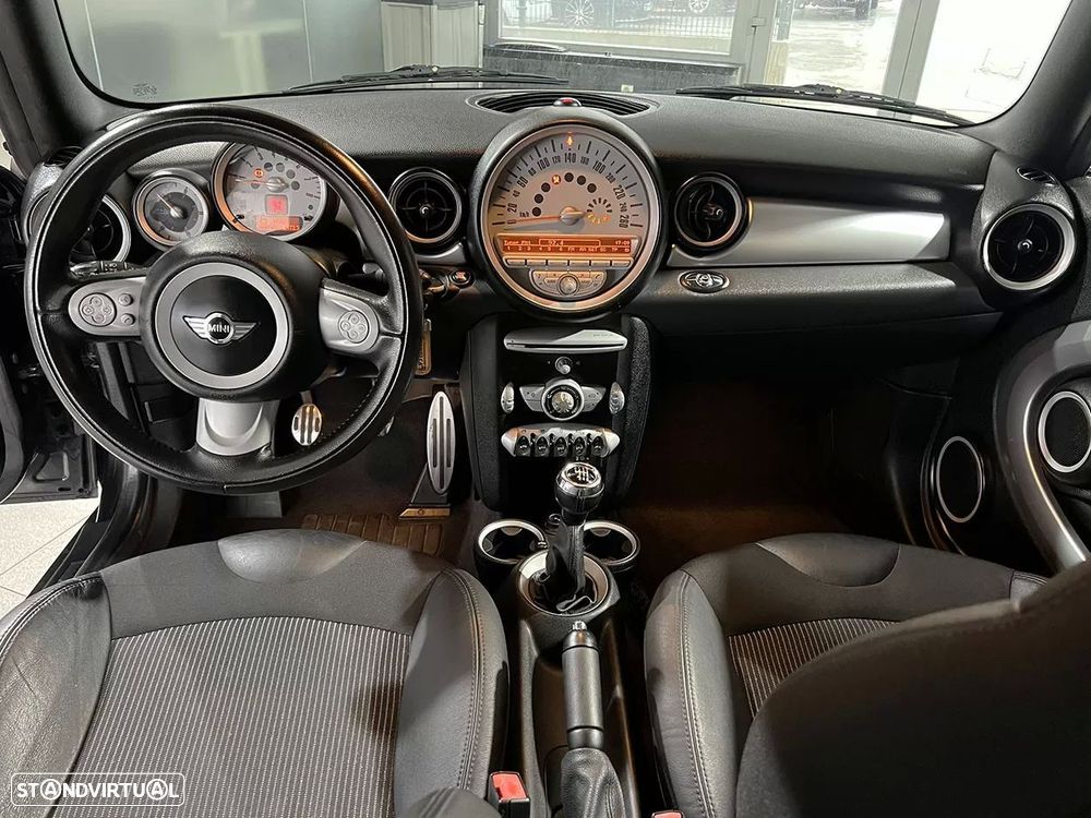 MINI Cabrio Cooper S - 15