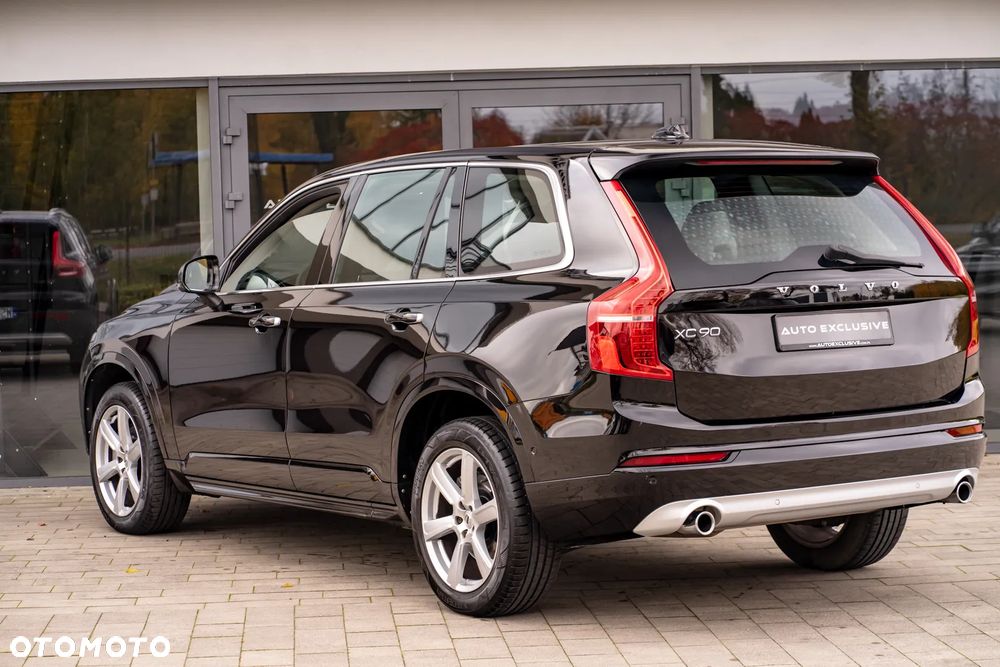 Volvo XC 90 D5 AWD Momentum - 27