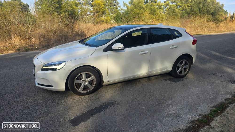 Volvo V40 2.0 D2 Kinetic Geartronic - 3