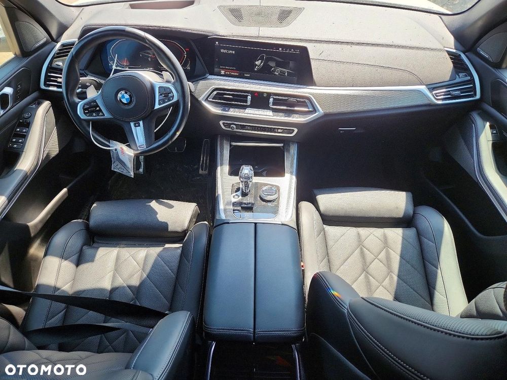 BMW X5 xDrive40i - 9