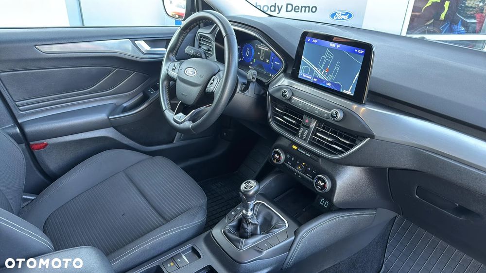 Ford Focus 1.0 EcoBoost Titanium X - 15