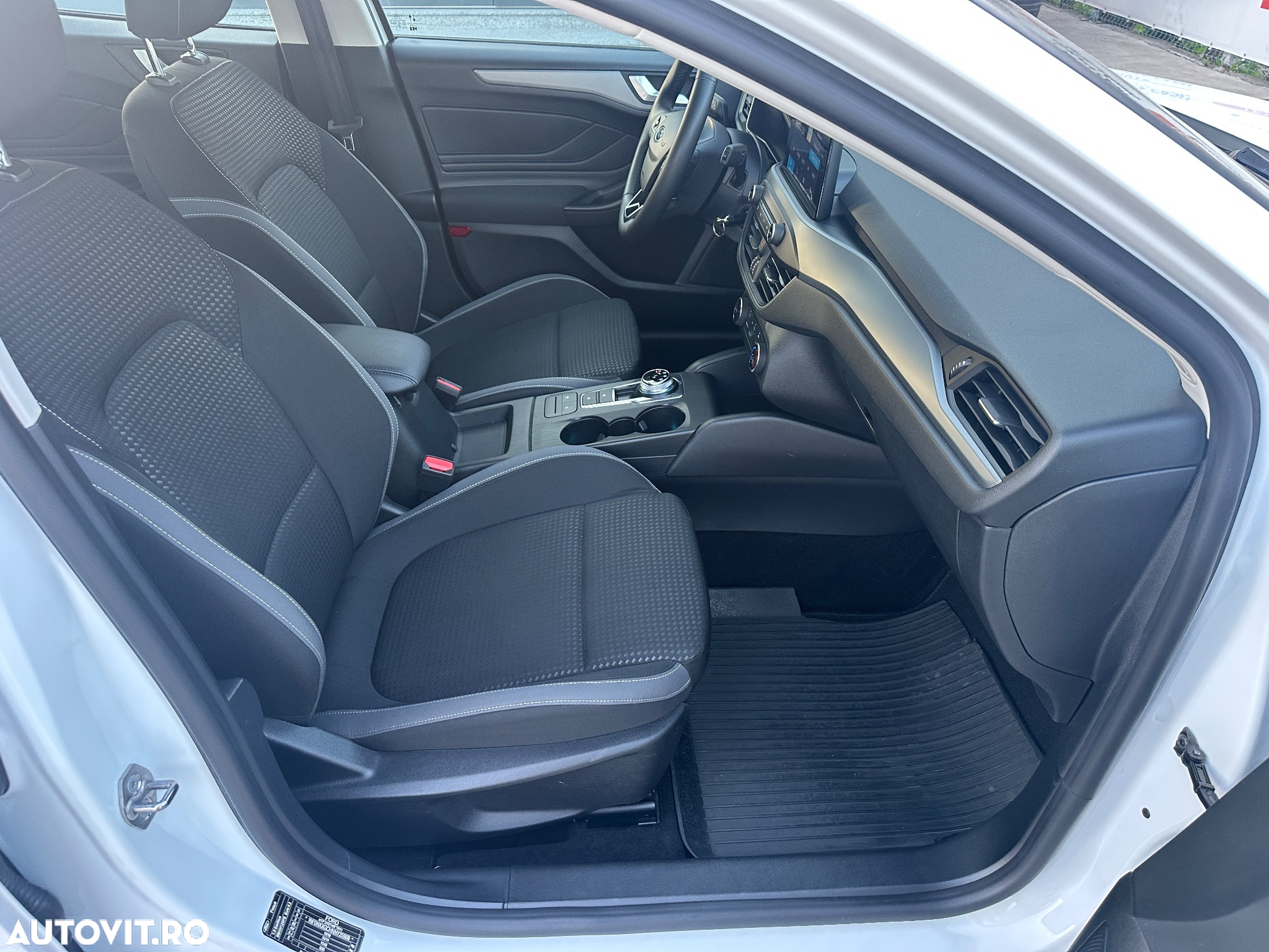 Ford Focus 1.5 EcoBlue Active - 9