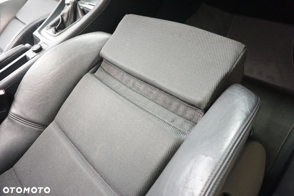 Audi A4 Avant 2.0 TDI - 29