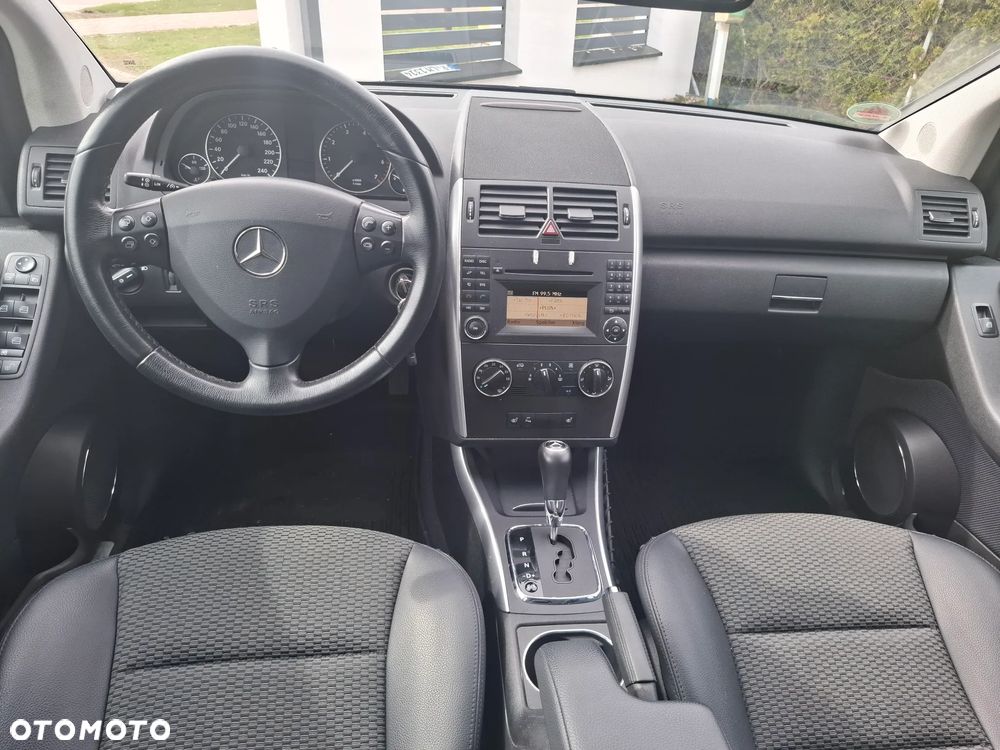 Mercedes-Benz Klasa A 170 Autotronic Avantgarde - 20