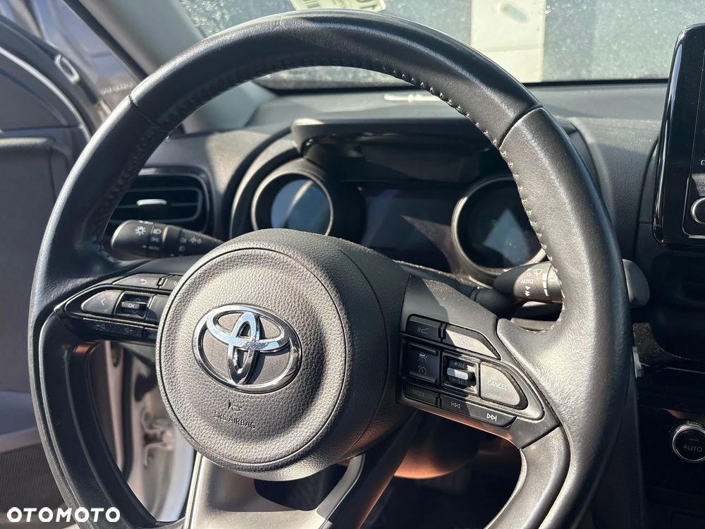 Toyota Yaris Cross Hybrid 1.5 Comfort - 13