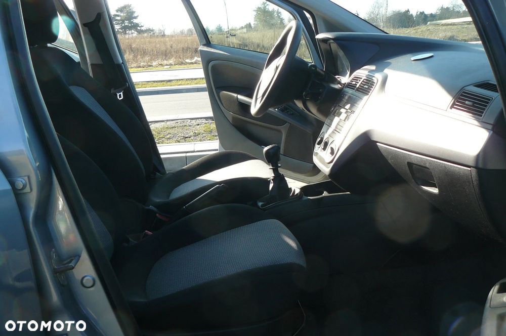 Fiat Grande Punto - 21