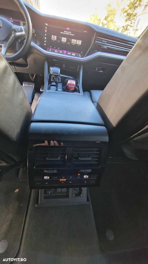 Volkswagen Touareg V6 TDI R-Style - 10