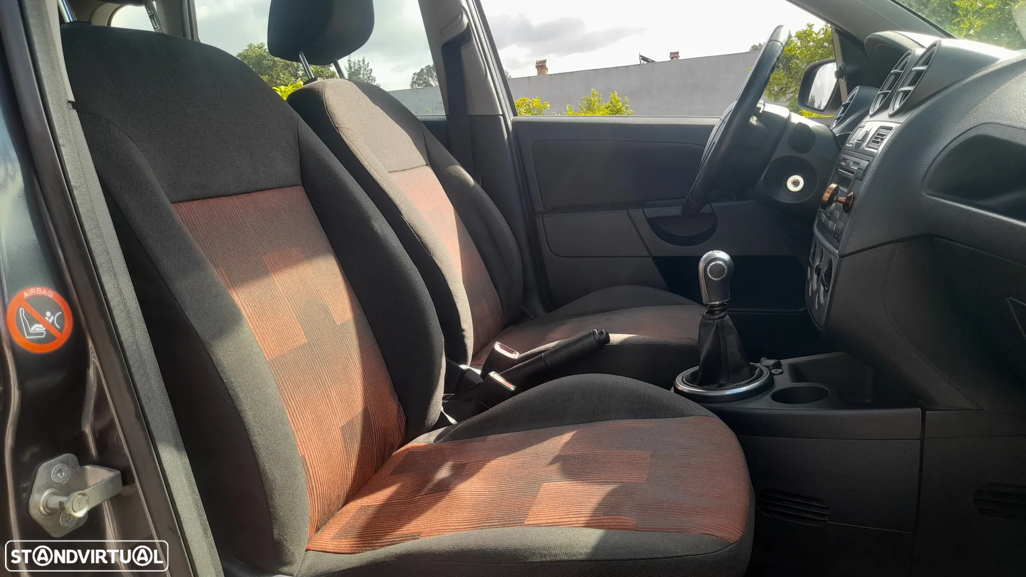 Ford Fiesta 1.4 TDCi Trend - 40