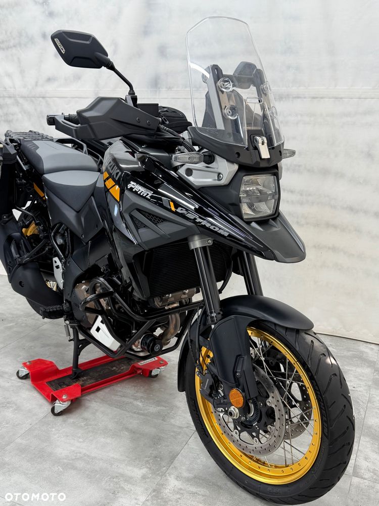 Suzuki V-STROM - 14