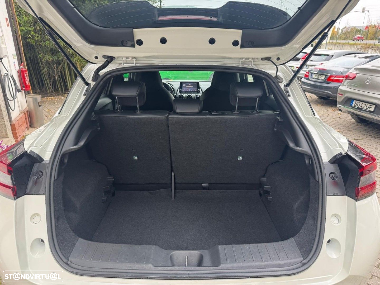 Nissan Juke 1.0 DIG-T N-Connecta - 6