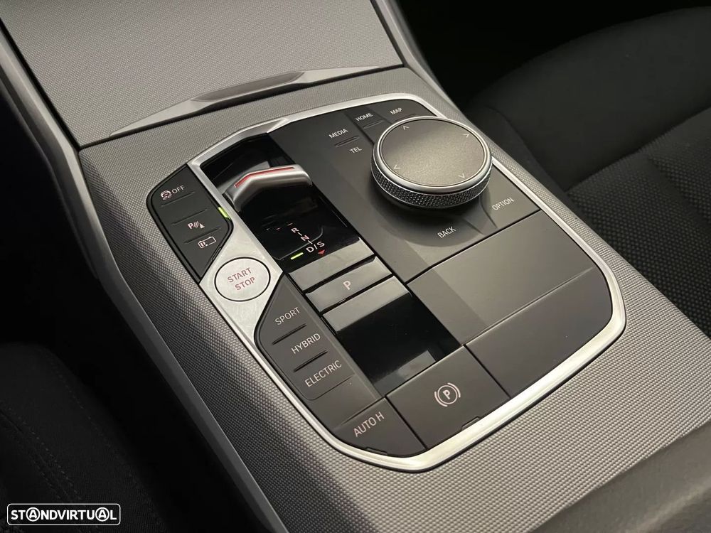 BMW 320 e Auto - 35