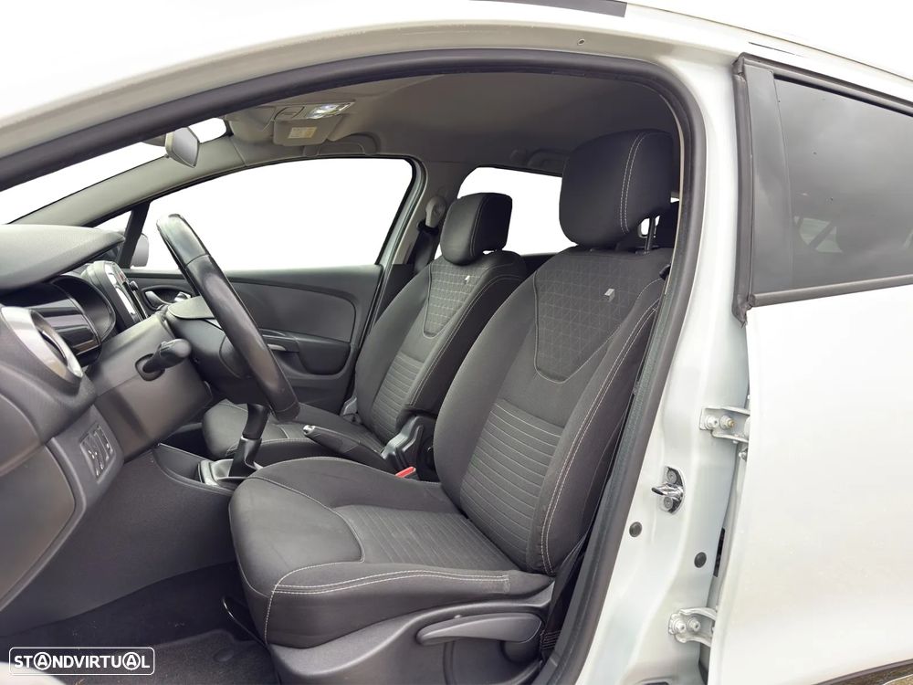 Renault Clio Sport Tourer 1.5 dCi Limited - 11