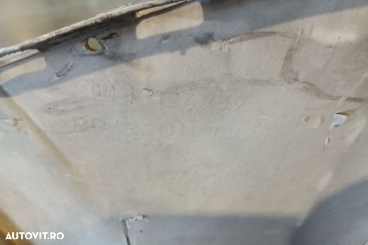 Bara fata 13124959 13144338 13124959 13144338 Opel Zafira B [2005 - 2 - 5
