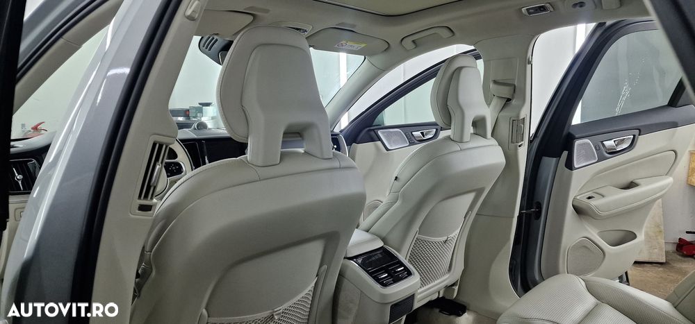 Volvo XC 60 - 14
