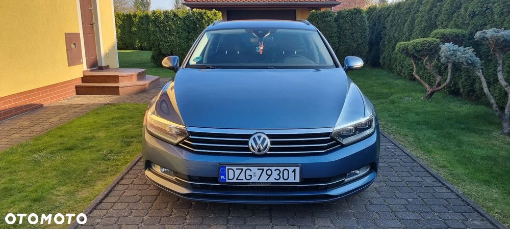 Volkswagen Passat 2.0 TDI (BlueMotion Technology) Comfortline - 3