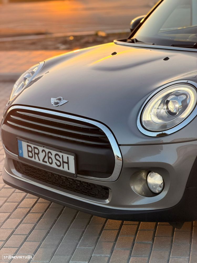 MINI 3 Portas One - 18