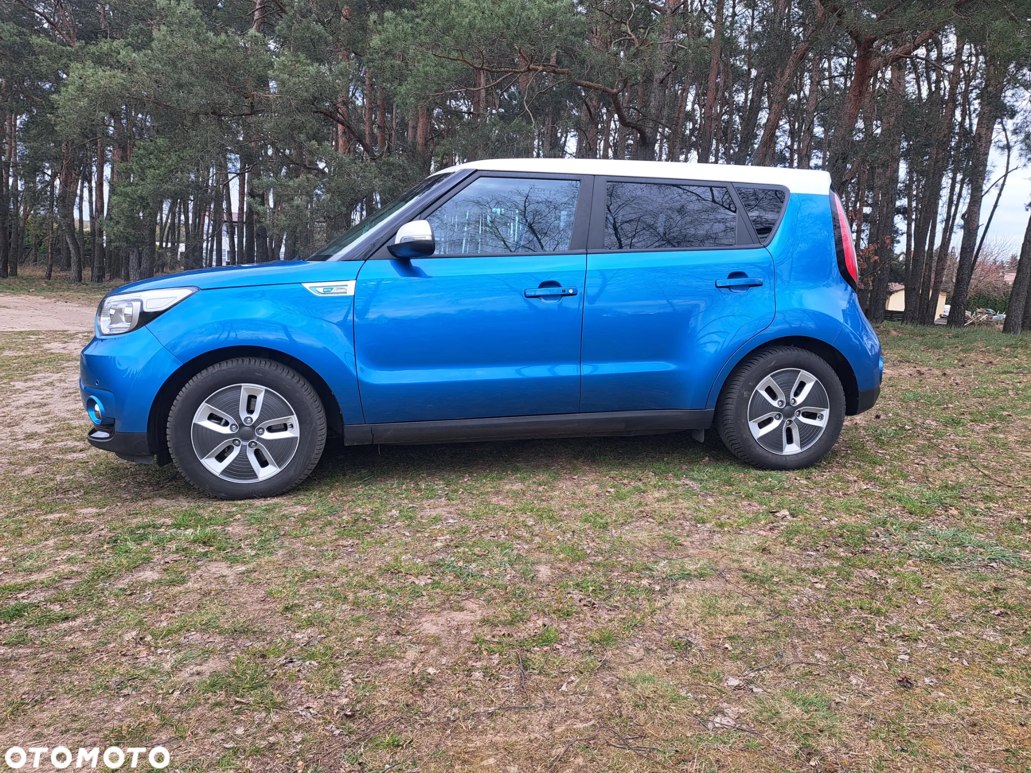 Kia Soul EV Play - 4