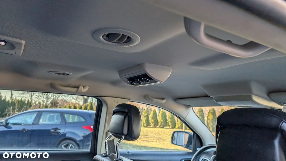 Fiat Freemont 2.0 Multijet 16V DPF Automatik Allrad Lounge - 17