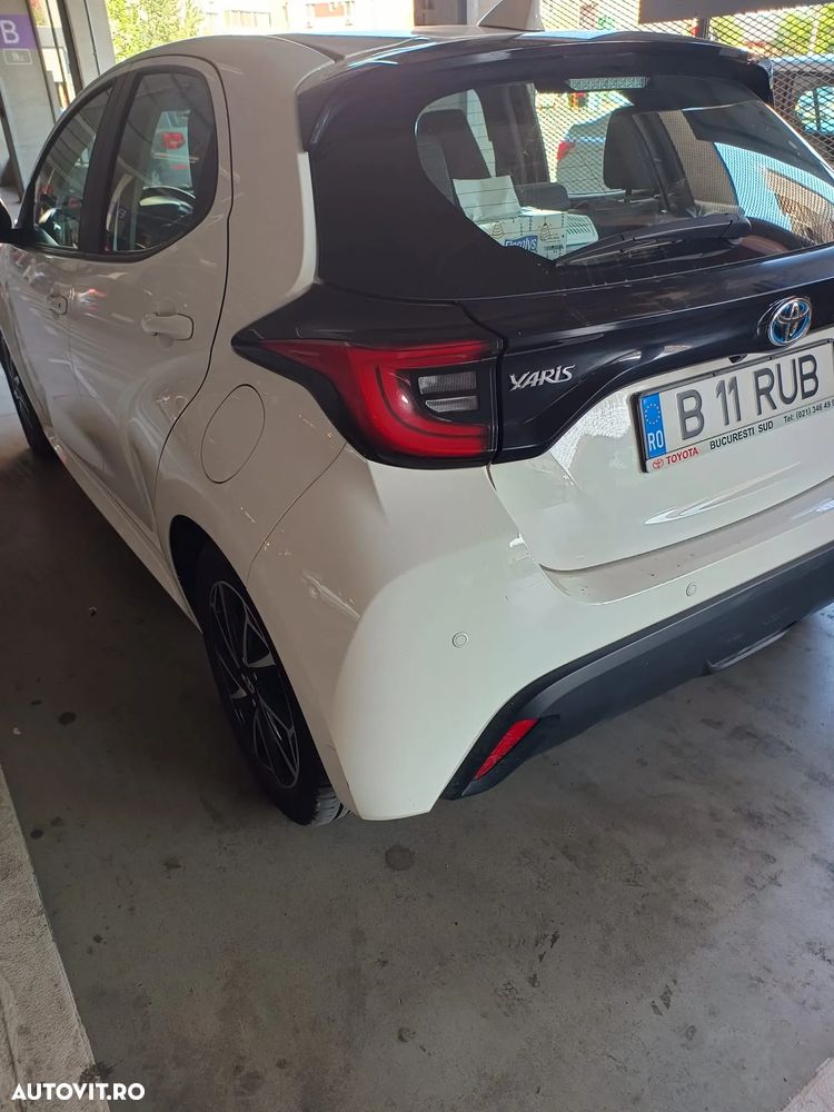 Toyota Yaris 1.5 VVT-i HSD Dynamic Plus - 24