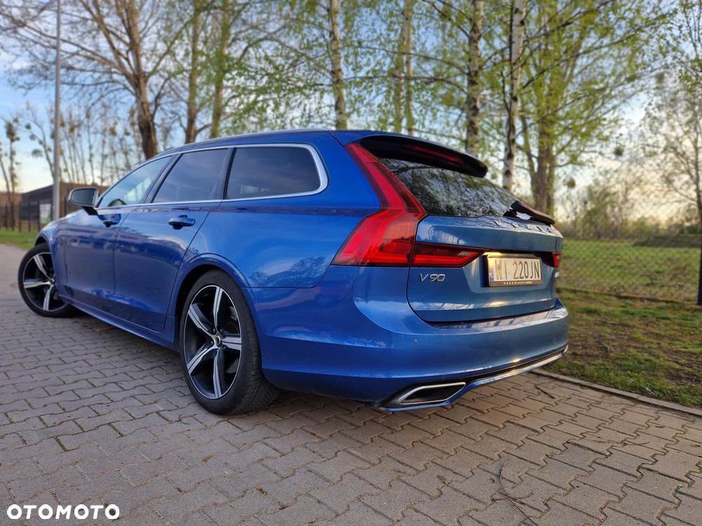 Volvo V90 D5 AWD R-Design - 1