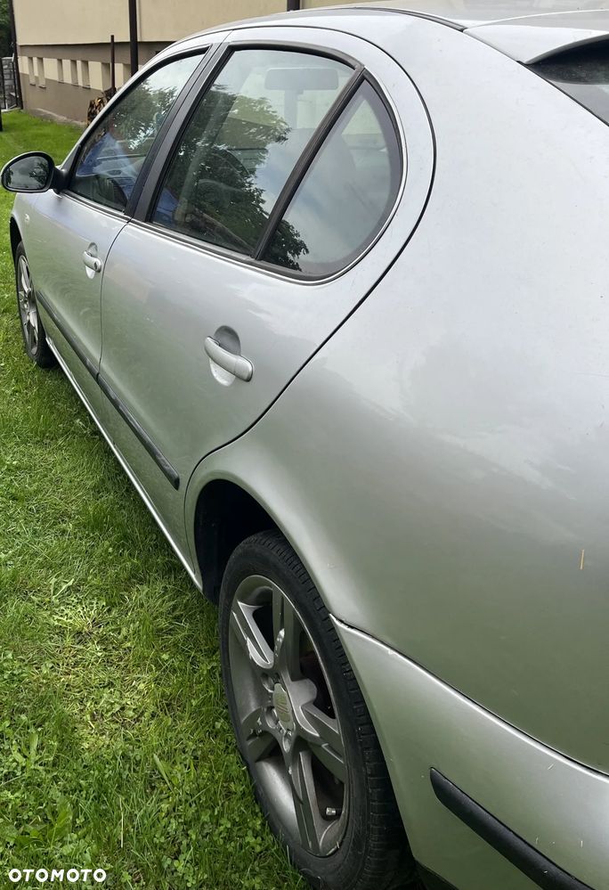 Seat Leon 1.9 TDI Signo - 3