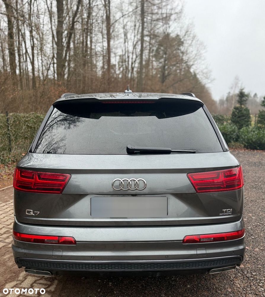 Audi Q7 - 6