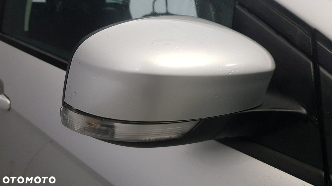 Ford Focus - 16