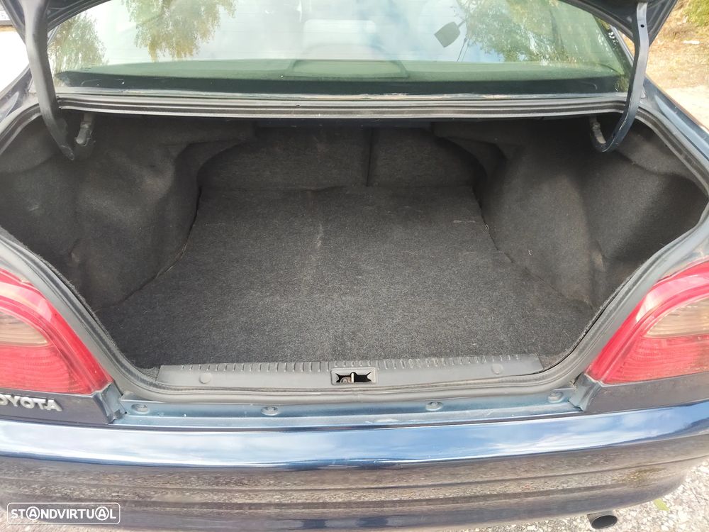 Toyota Avensis S/D 2.0 D4D Sol EC - 16