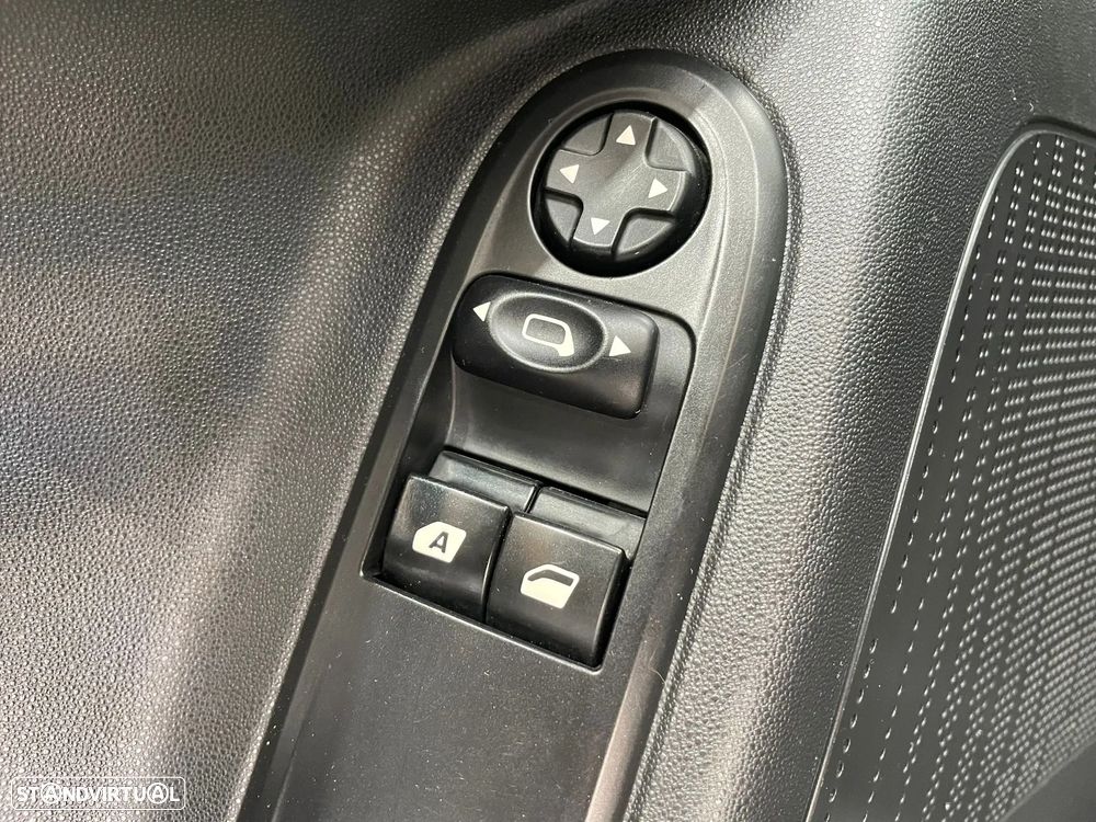 Citroën C3 1.2 PureTech Collection - 20