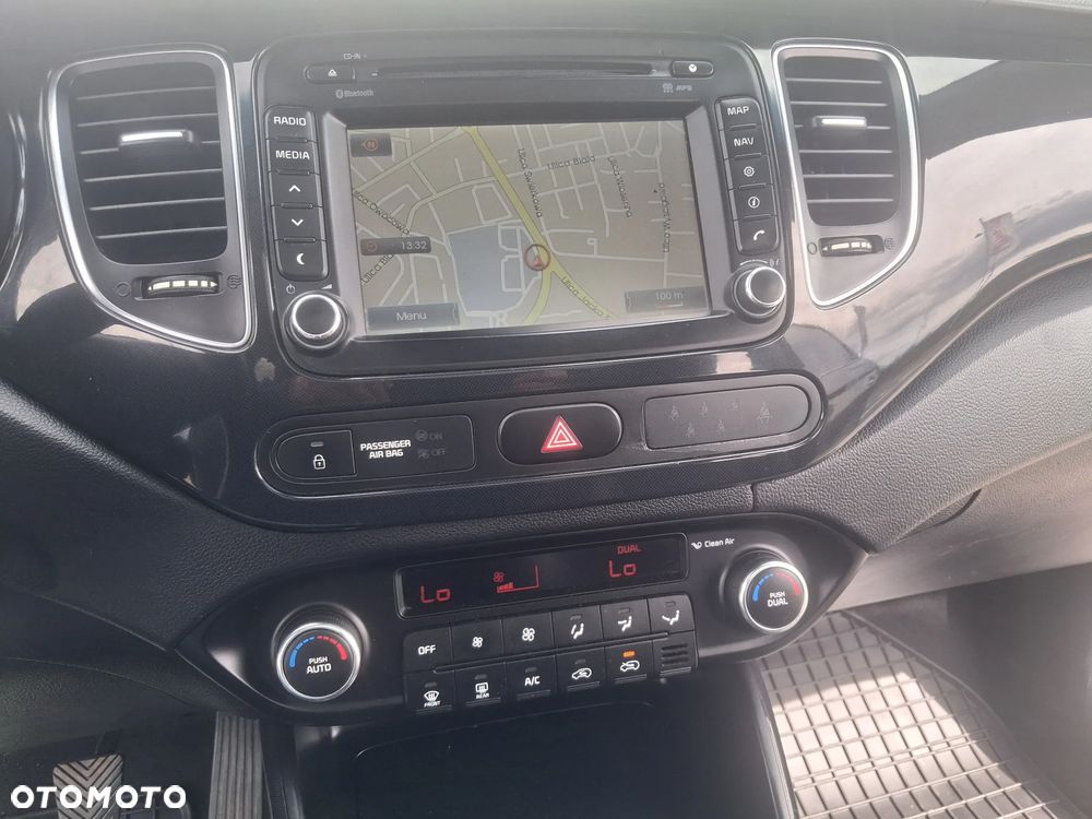 Kia Carens 1.7 CRDi 136 Fifa World Cup Edition - 12