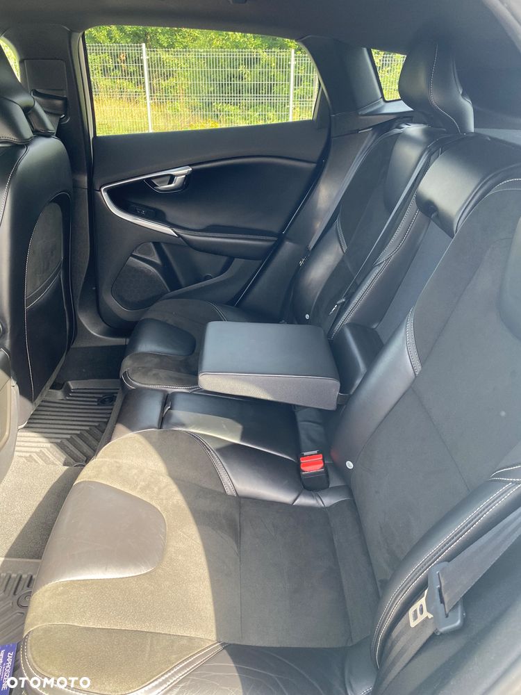 Volvo V40 D3 R-Design Kinetic - 12