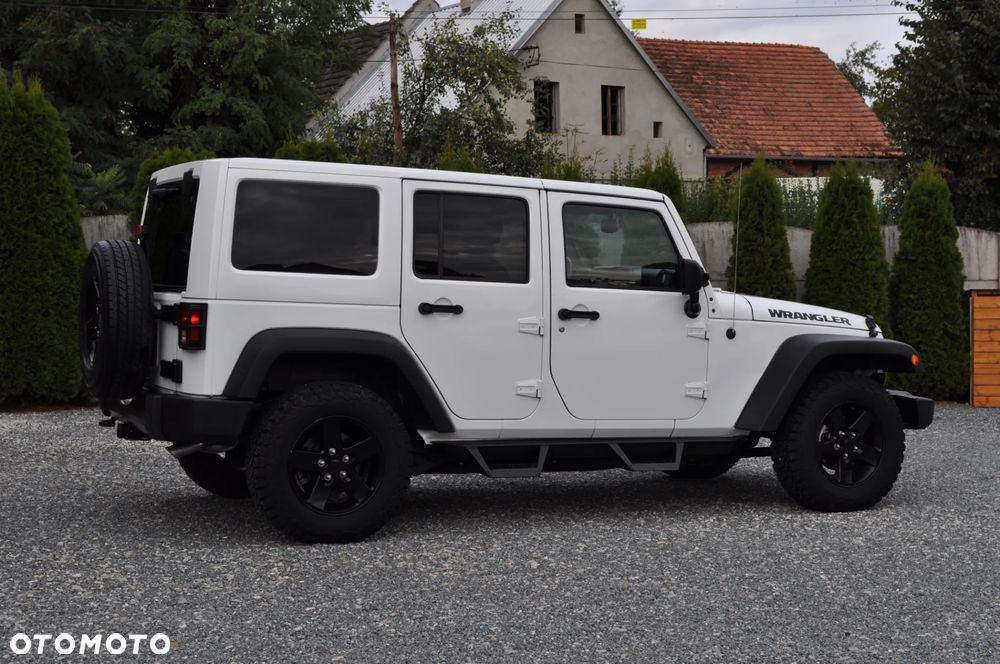 Jeep Wrangler 3.6 Unlim Black Edition II - 6