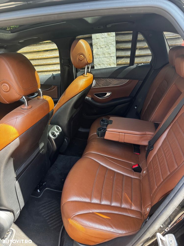 Mercedes-Benz GLC 250 d 4MATIC - 12