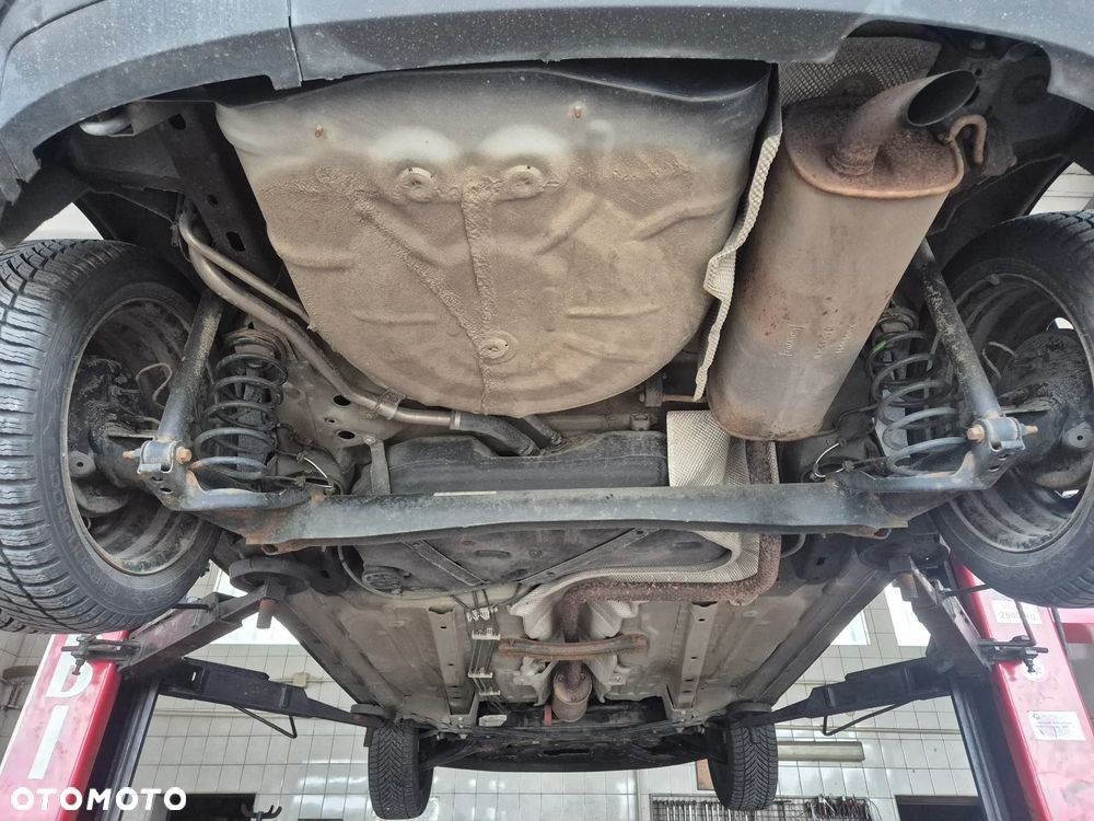 Ford Fiesta 1.25 Trend EU6 - 14