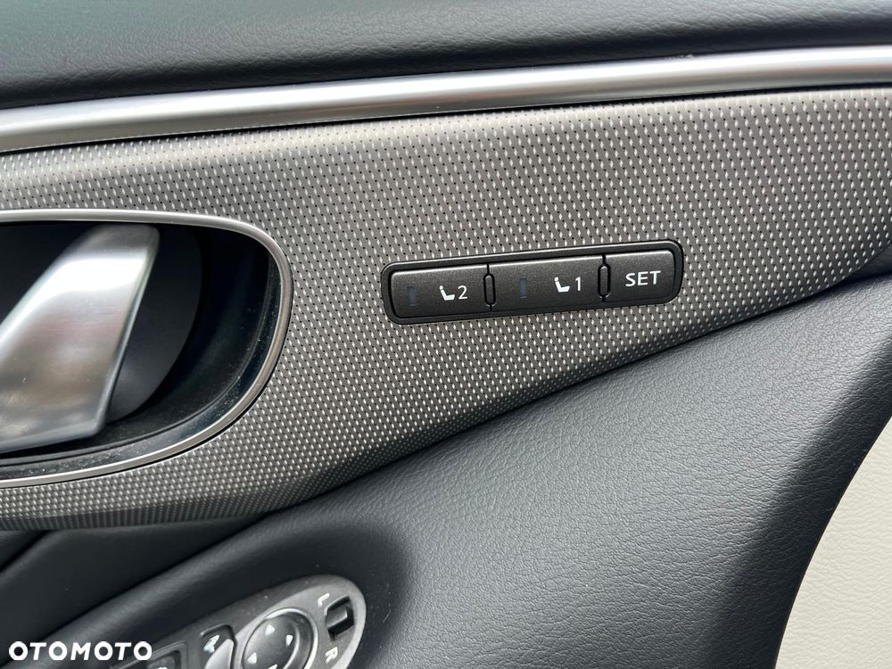 Infiniti Q50 2.0t Premium Executive EU6 - 24