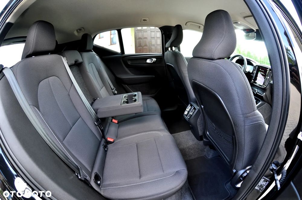 Volvo XC 40 - 23
