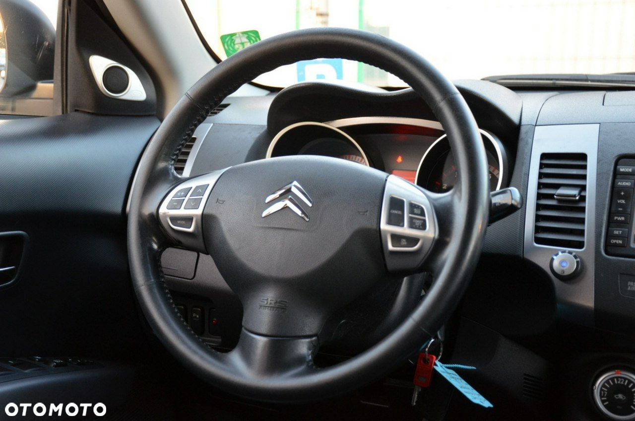 Citroën C-Crosser - 34