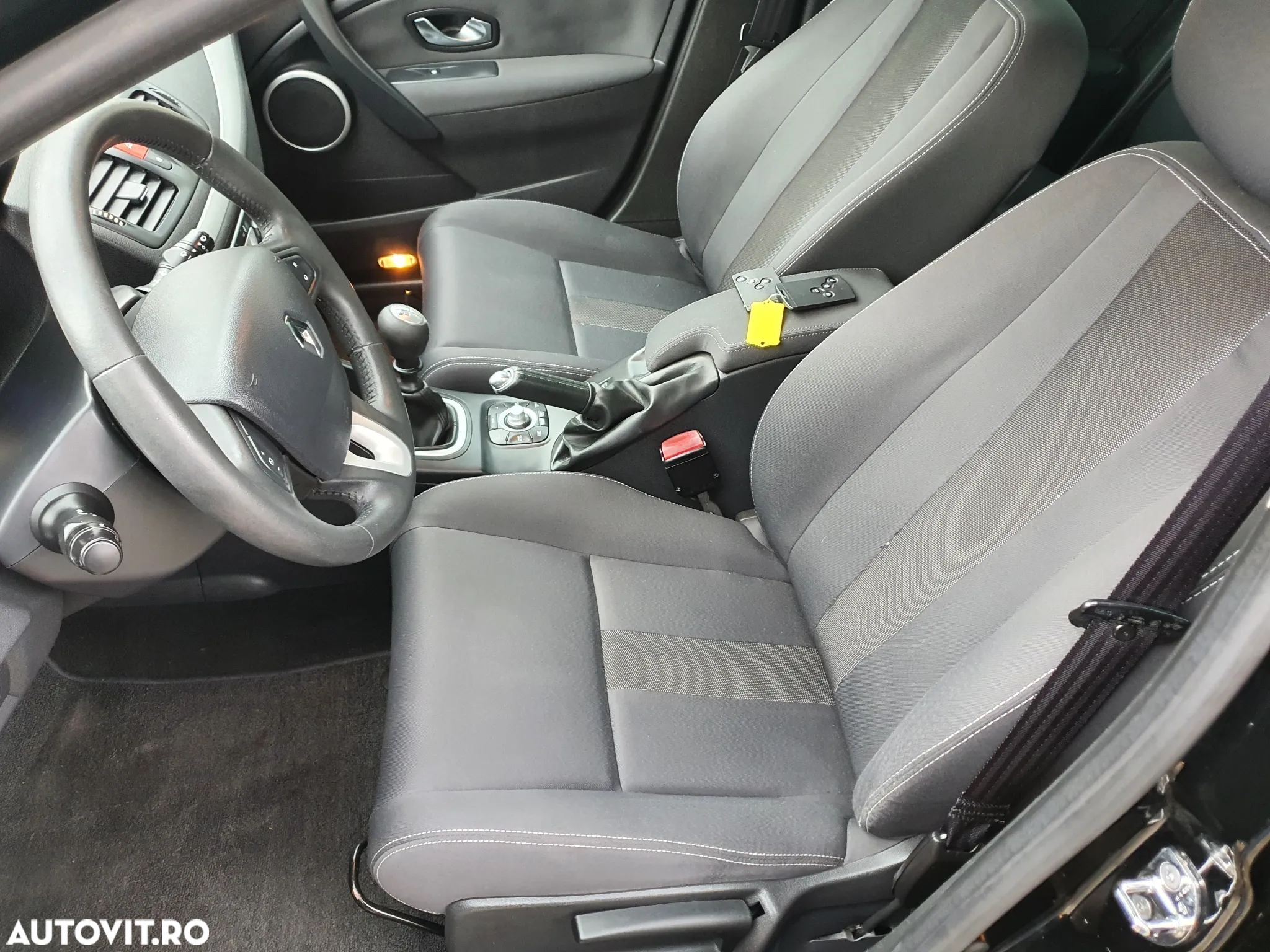 Renault Megane 1.5 dCi Dynamique - 9