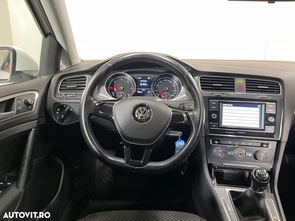 Volkswagen Golf 1.6 TDI Trendline - 7