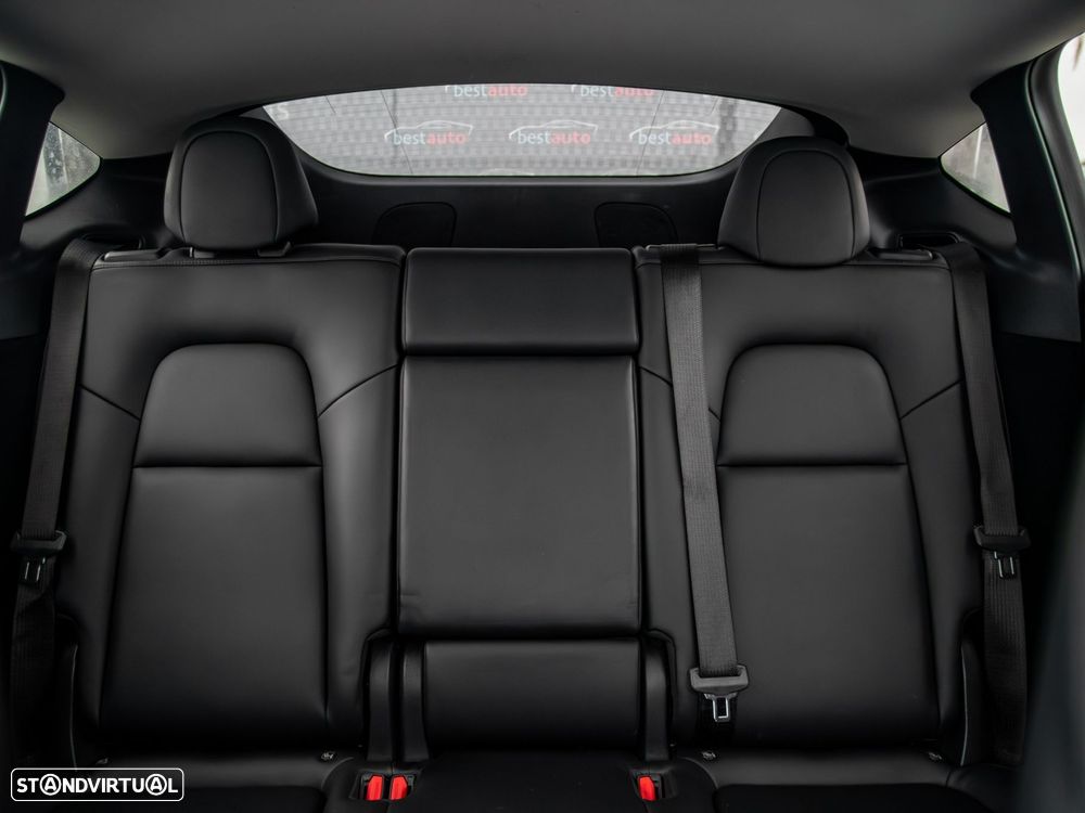 Tesla Model Y Performance Tração Integral - 21