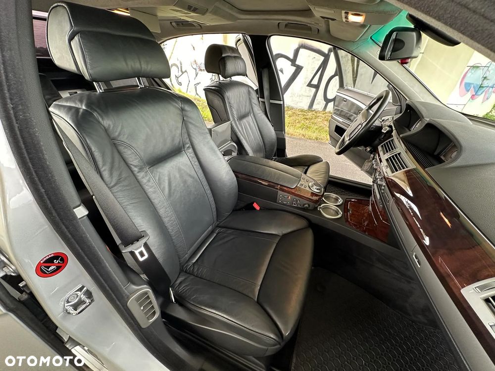 BMW Seria 7 760i L - 20