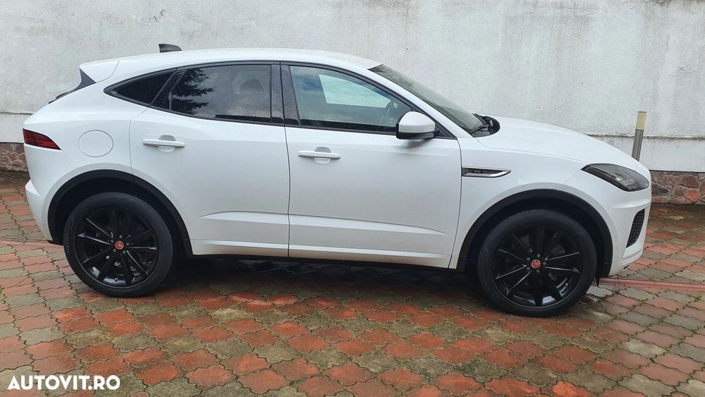 Jaguar E-Pace P250 AWD R-Dynamic S - 15