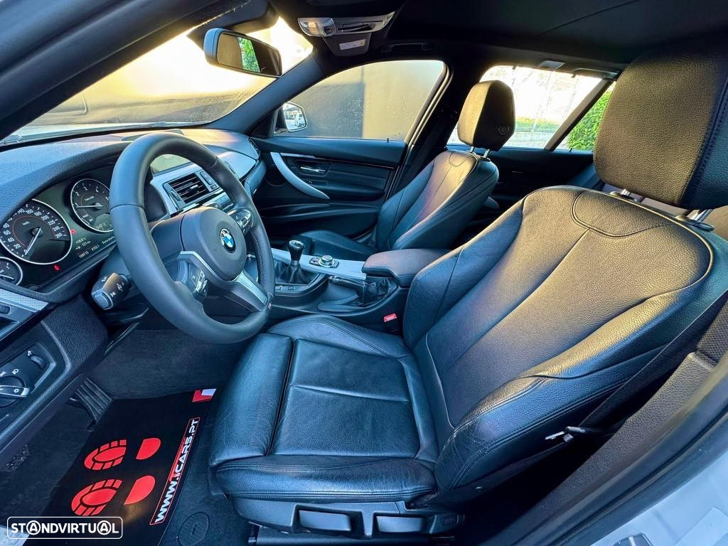 BMW 318 d Touring Pack M - 13