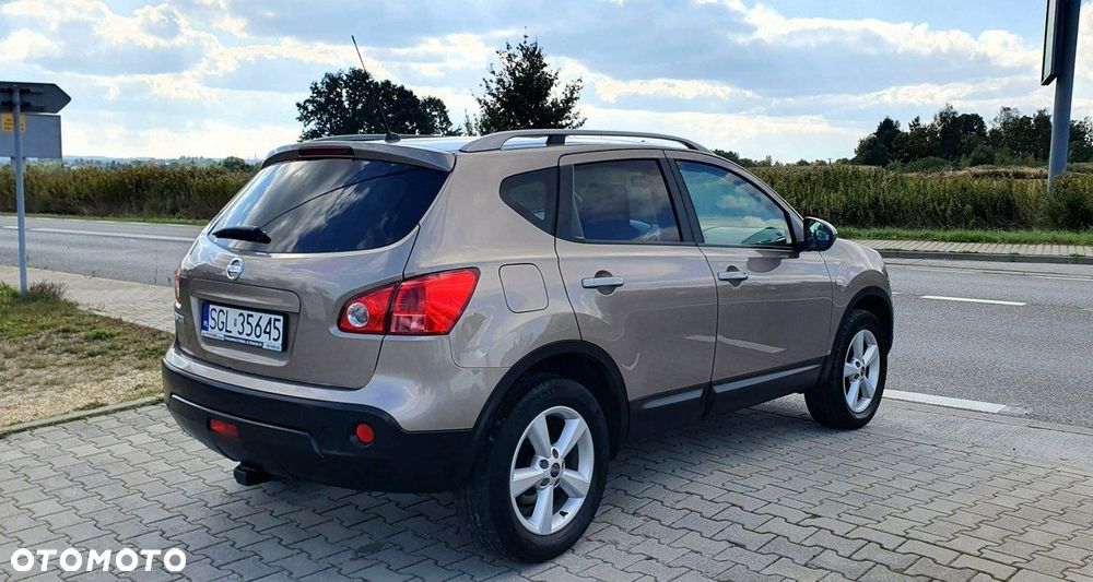 Nissan Qashqai - 4
