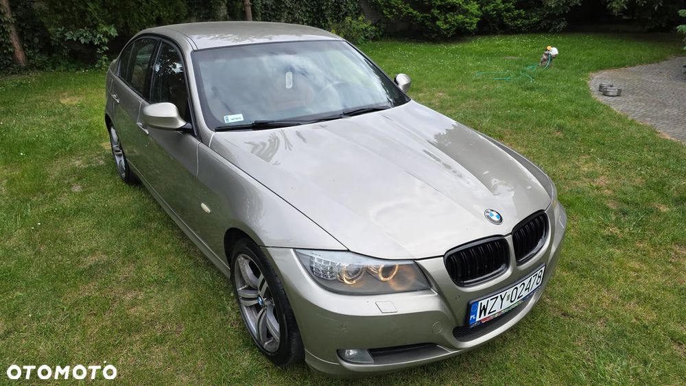 BMW Seria 3 318d - 12
