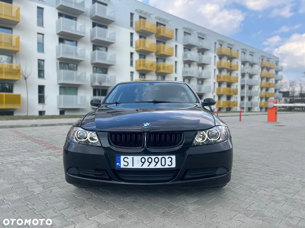 BMW Seria 3 318i - 2